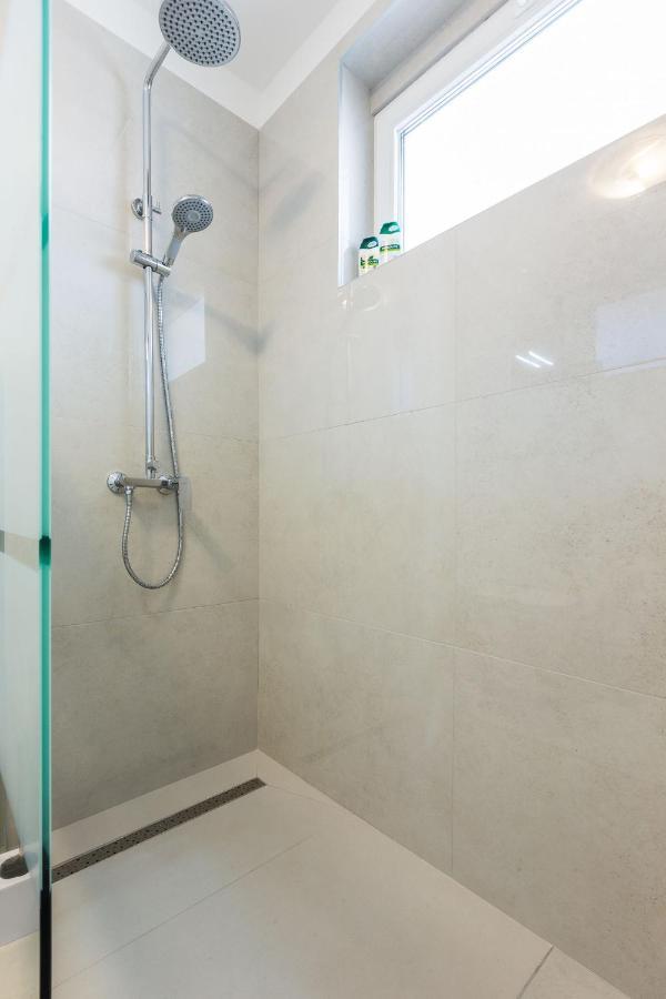 Petra Modern Apartment With Free Parking And Bbq Zadar Dış mekan fotoğraf