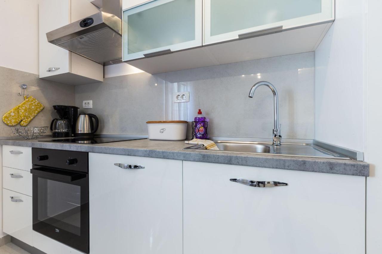 Petra Modern Apartment With Free Parking And Bbq Zadar Dış mekan fotoğraf